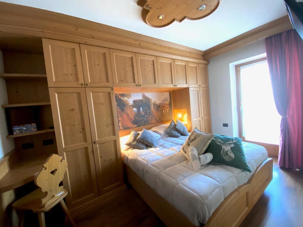 Hotel Laurino Pozza di Fassa Exteriör bild