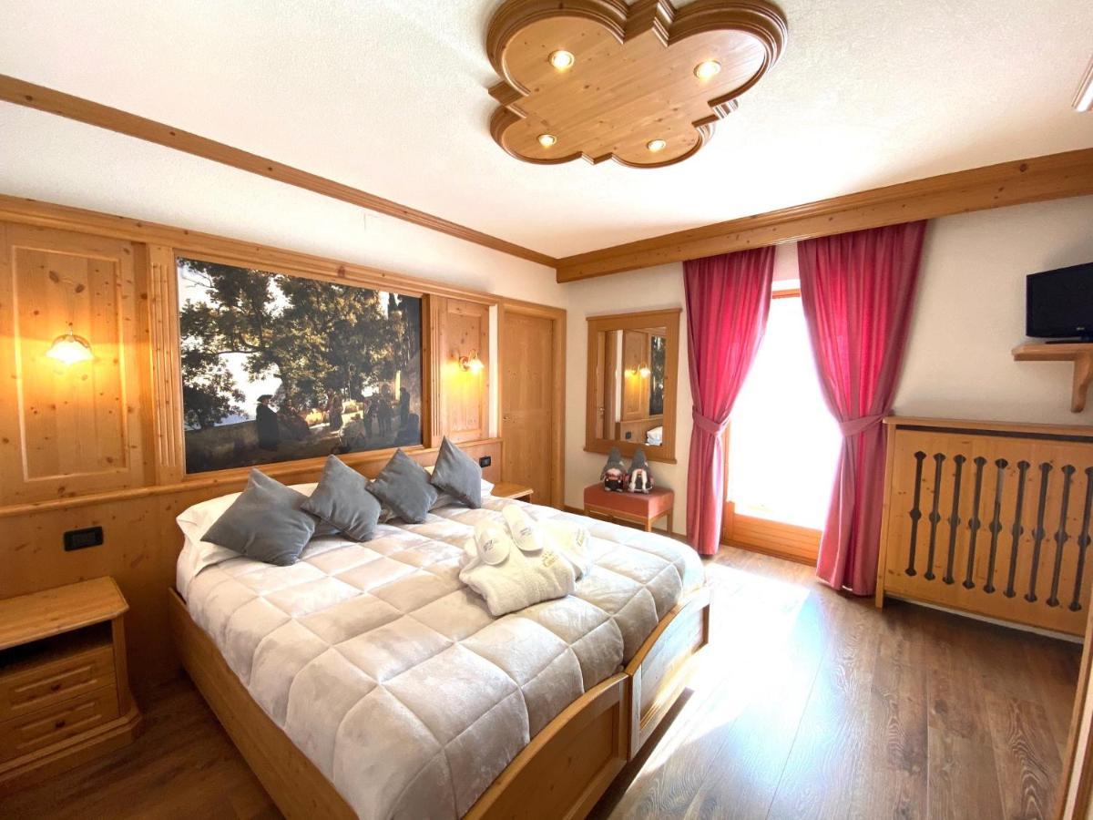 Hotel Laurino Pozza di Fassa Exteriör bild
