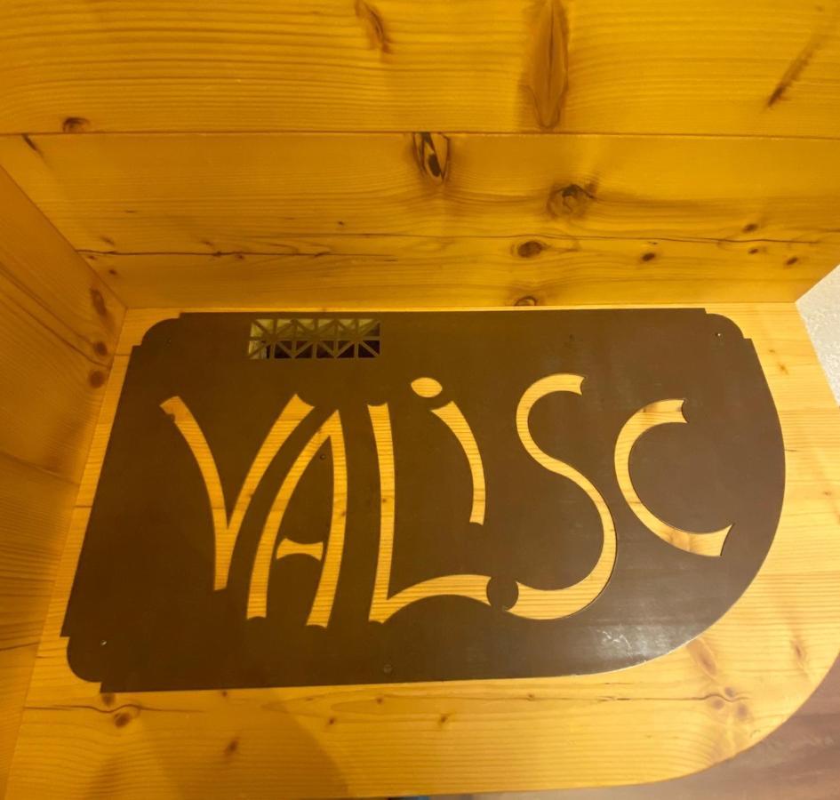 Hotel Laurino Pozza di Fassa Exteriör bild