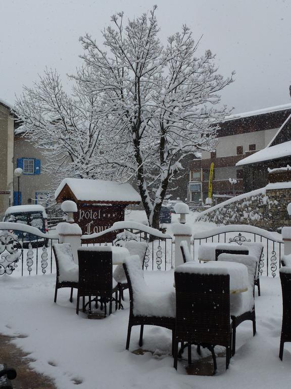 Hotel Laurino Pozza di Fassa Exteriör bild