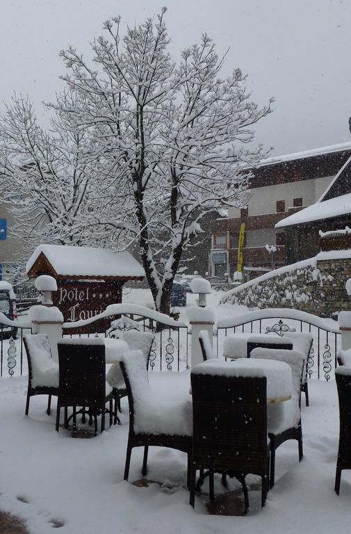 Hotel Laurino Pozza di Fassa Exteriör bild